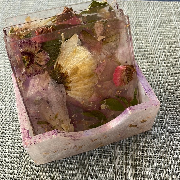 Handmade Pressed Flower Coaster Set and Holder Square Delicate - Picture 15 of 16